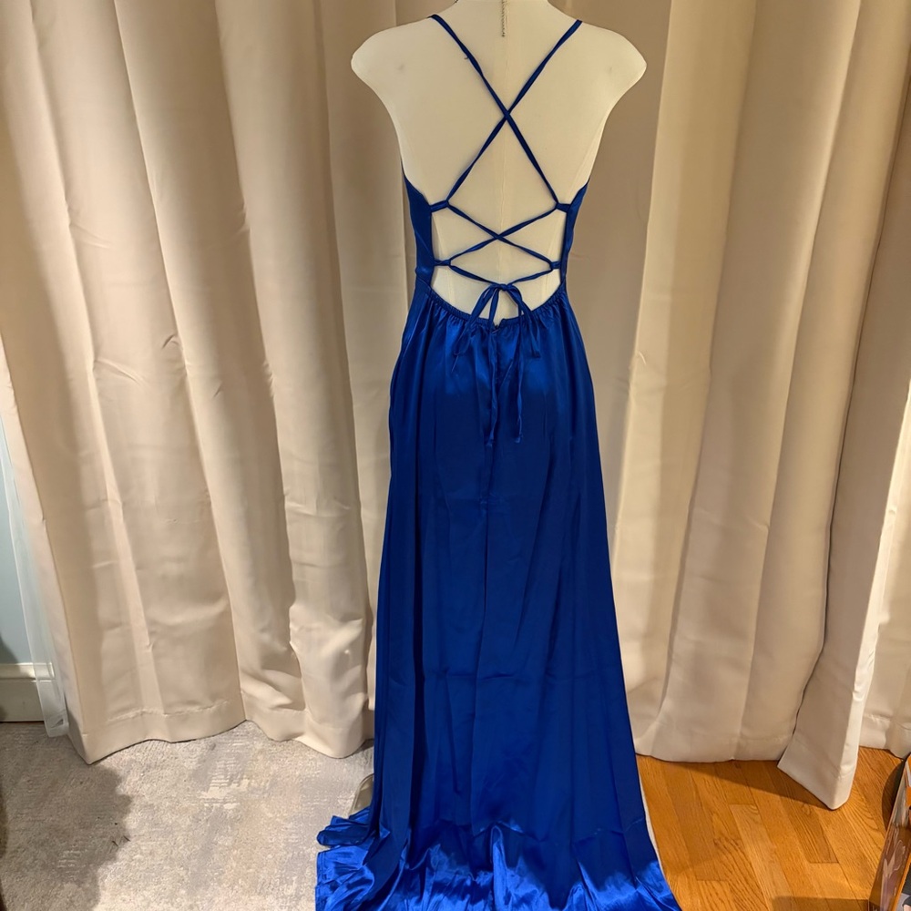 Elegant Satin Spaghetti-Strap Evening Gown - Picture 3 of 6